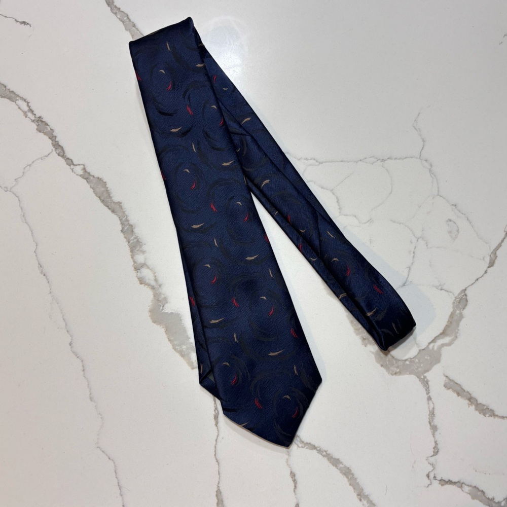 Vintage CAPPUCCINO Men's Navy Blue MADE IN USA 100% POLYESTER NECK TIE  1990's